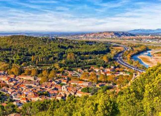 34 Interesting Facts about France and French Traditions France