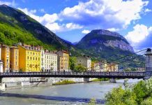 Travel Tips: 5 Best Holiday Destinations in France Holiday Destinations in France