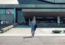 How to Travel to France for Business and Look Smart on Arrival How to Travel to France for Business