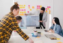 Implementing An HRIS in France: Challenges Faced By French Companies Implementing An HRIS in france